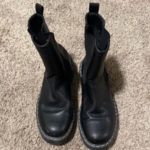 Black leather Ankle Boots